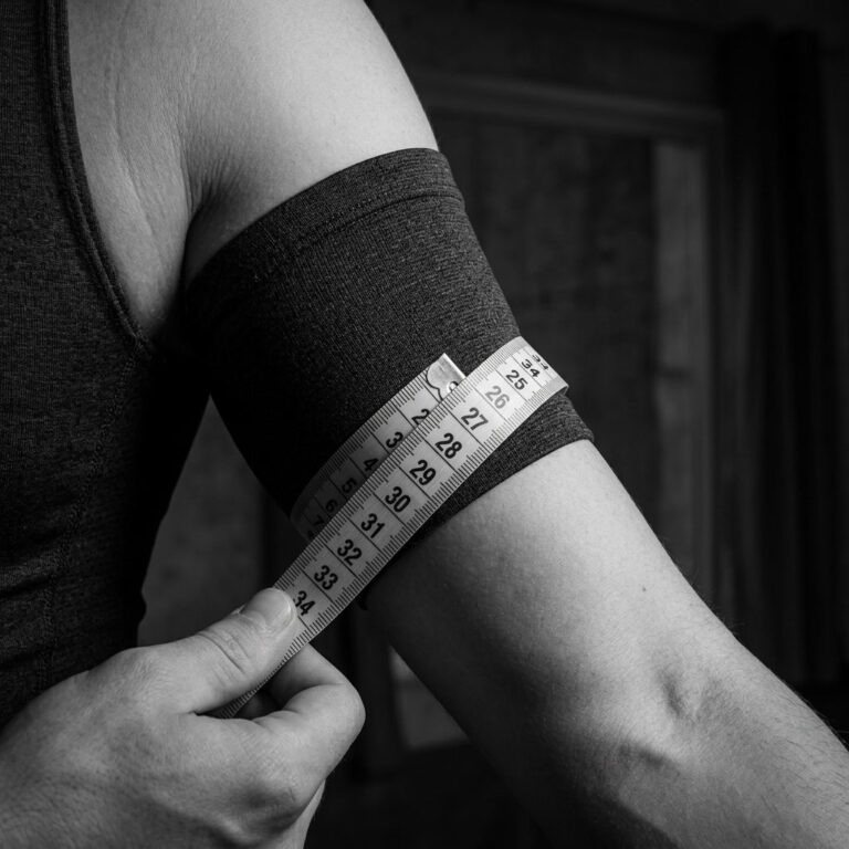 biceps measure
